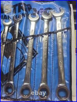 Armstrong 10 Pc. Long Metric Ratcheting Combination Wrench Set. USA