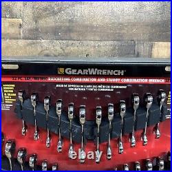 Gearwrench 32 Pc Ratcheting Combination & Stubby Wrench Set Sae/metric 39327 New