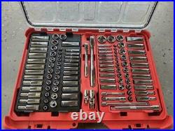 Milwaukee 3/8 in. And 1/4 in. Drive SAE/Metric Ratchet and Socket Mechanics Tool