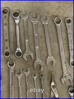 Snap On Tools 84 piece Lot Wrenches screwdrivers Vacuum Grips Pre Owned