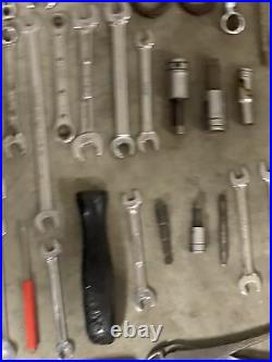 Snap On Tools 84 piece Lot Wrenches screwdrivers Vacuum Grips Pre Owned