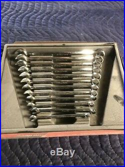Used Snap On metric wrench set 12 Piece Flank Drive 8-19mm in Tray