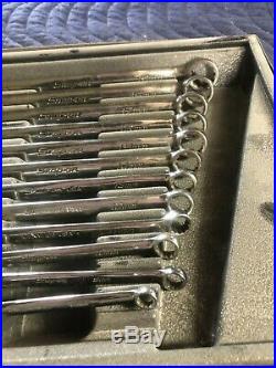 Used Snap On metric wrench set 12 Piece Flank Drive 8-19mm in Tray